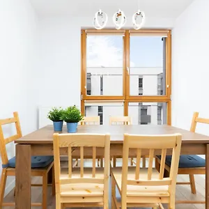 https://apartament-kasprzaka.warsawhotelspoland.com