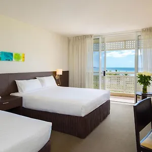 https://holiday-inn-cairns-harbourside.queenslandhotels.net