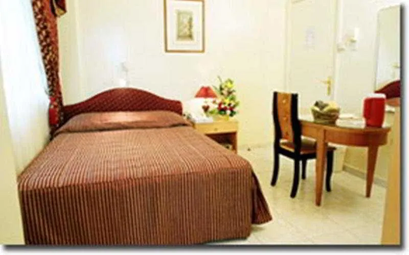 Royalton Hotel Dubai 2*,
